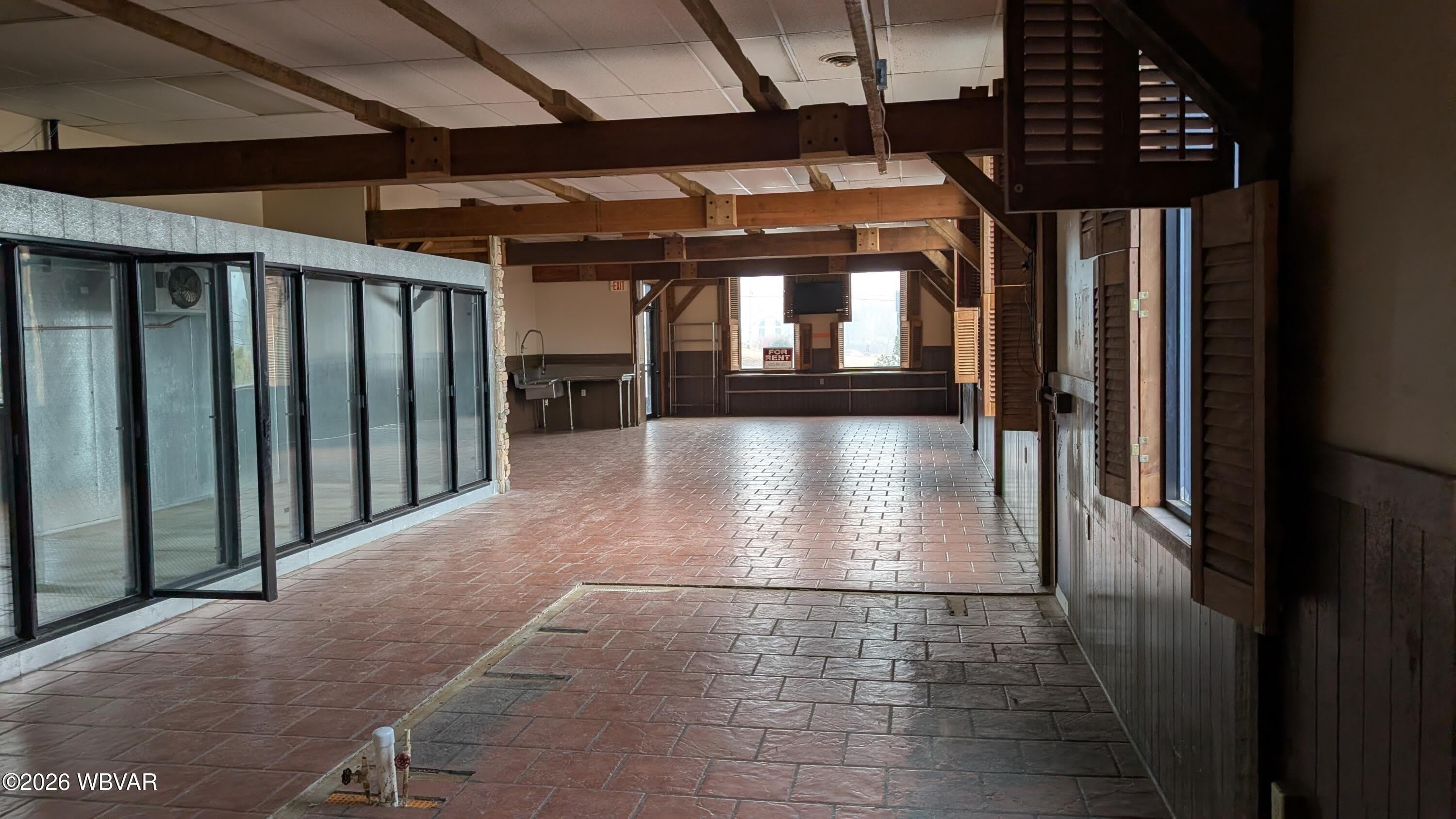 530 LYCOMING MALL Drive – photo 2