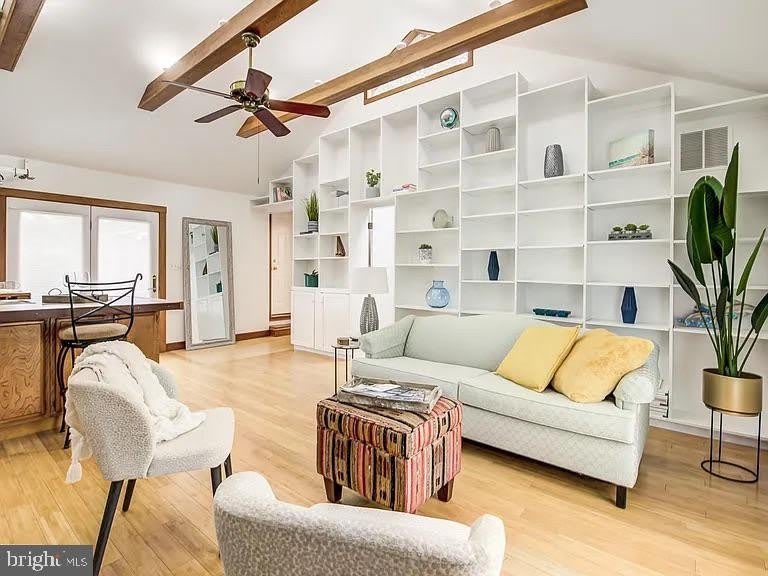 1121 TYLER Avenue – photo 1