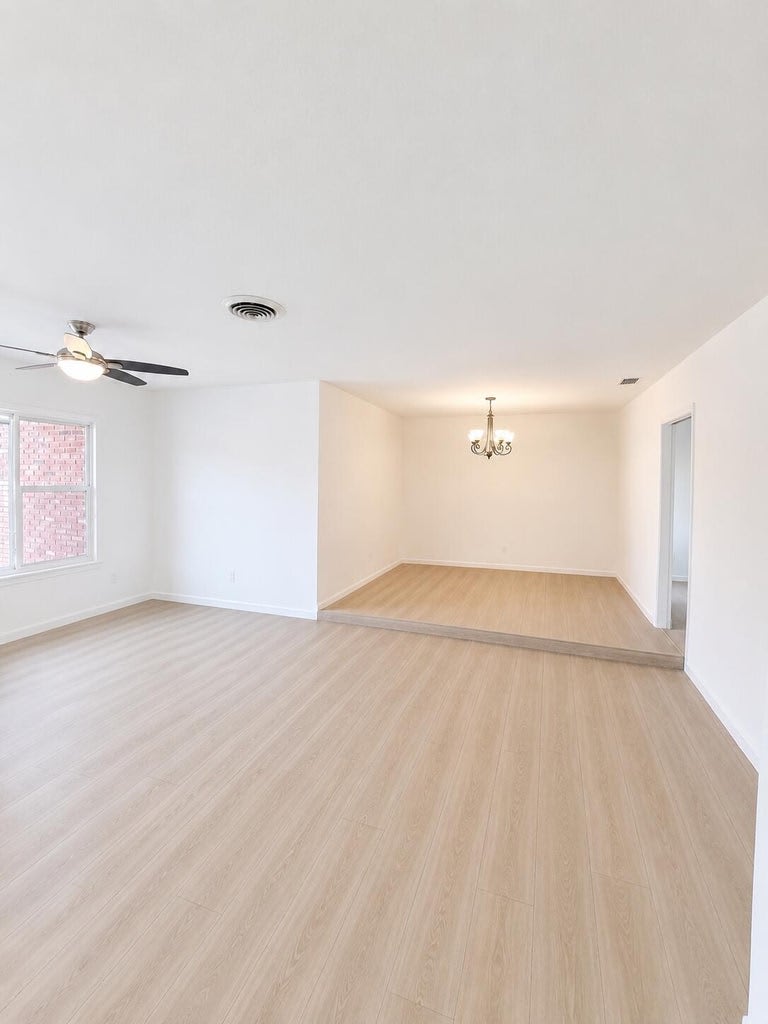 1301 Southwest 8th Street – photo 2