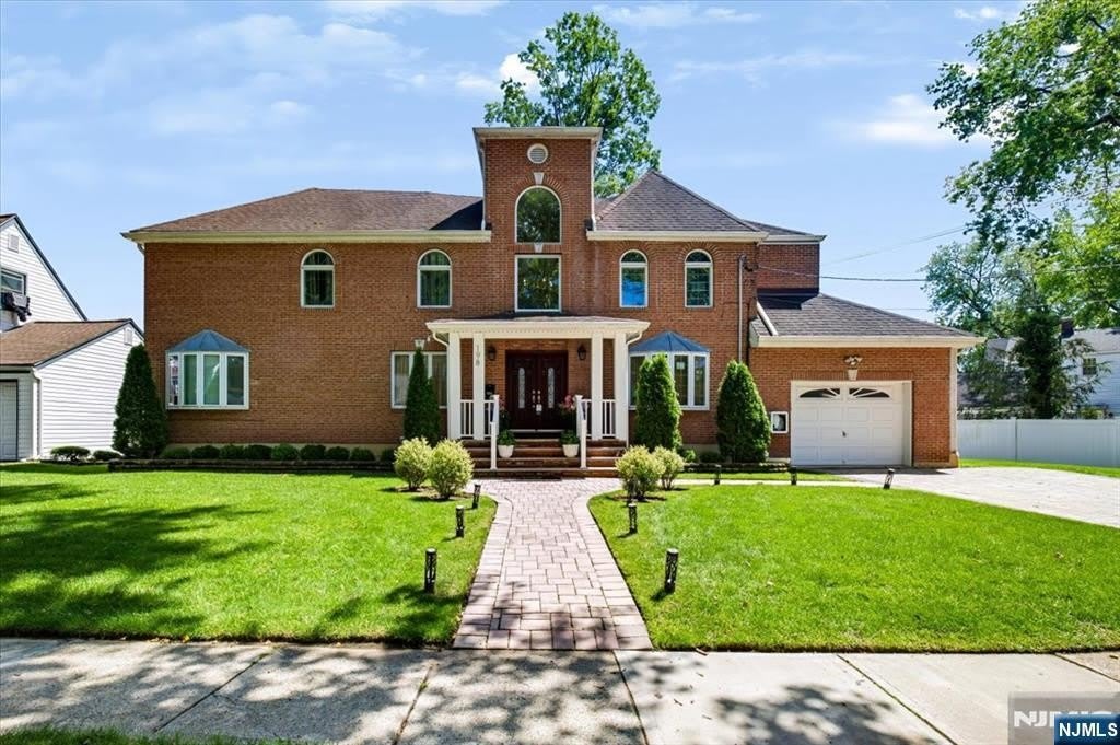 198 Munn Avenue – photo 1