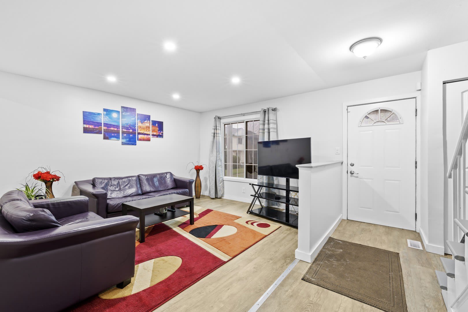 422 Gainsborough Court – photo 4