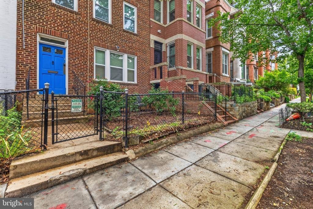 46 Quincy Place NE – photo 1