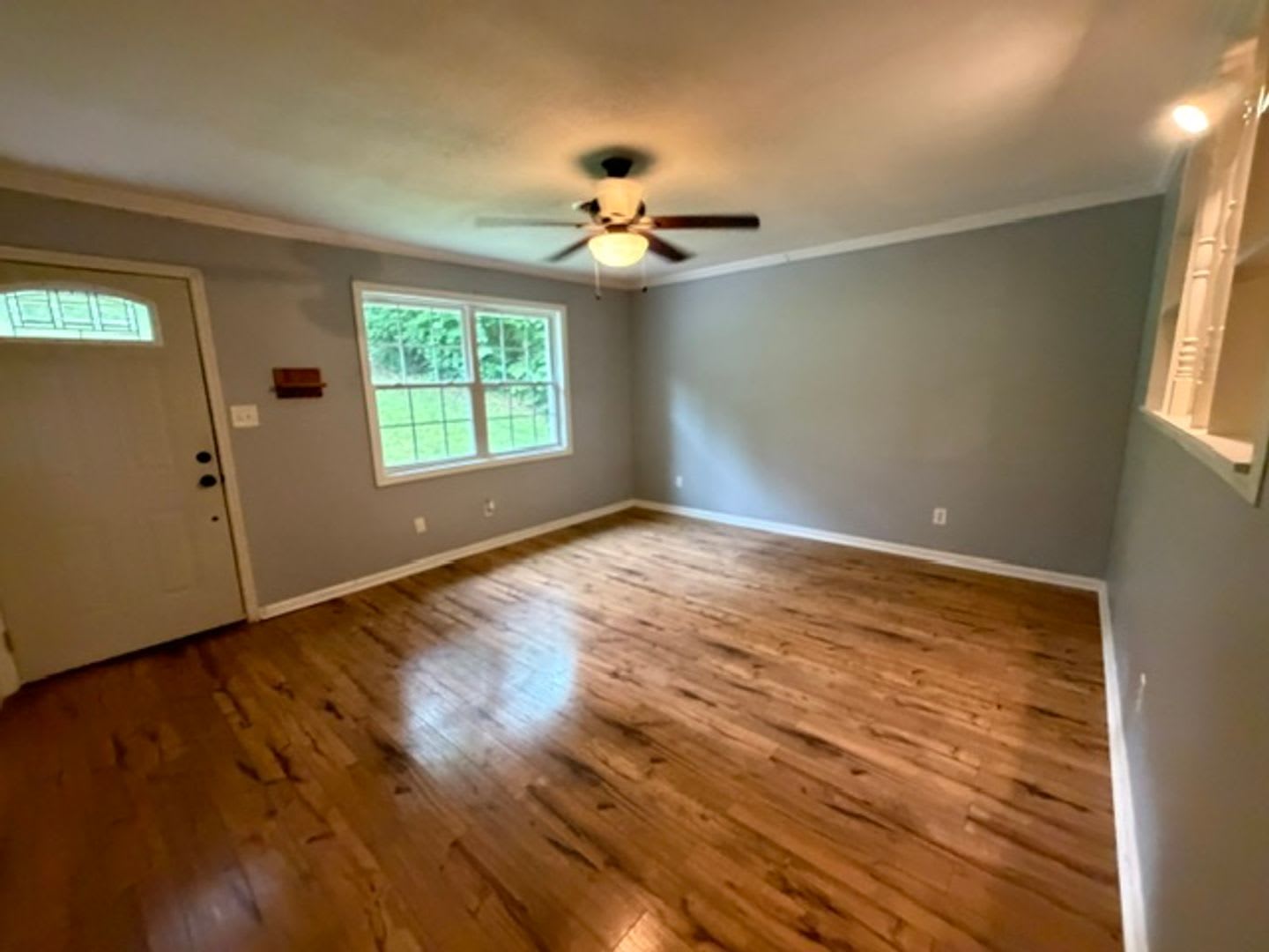 3 Bedroom 2 Bathroom Ranch Style Home With Full Finished Basement Lawncare Included Pets Allowed With Pet Fees – photo 3