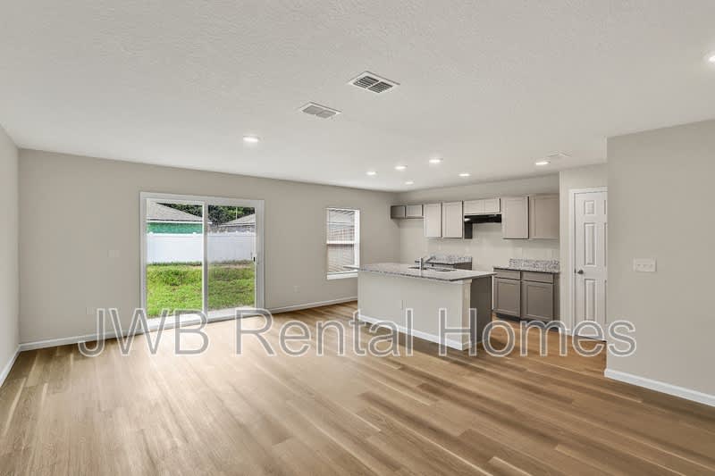 9218 8th Ave – photo 4