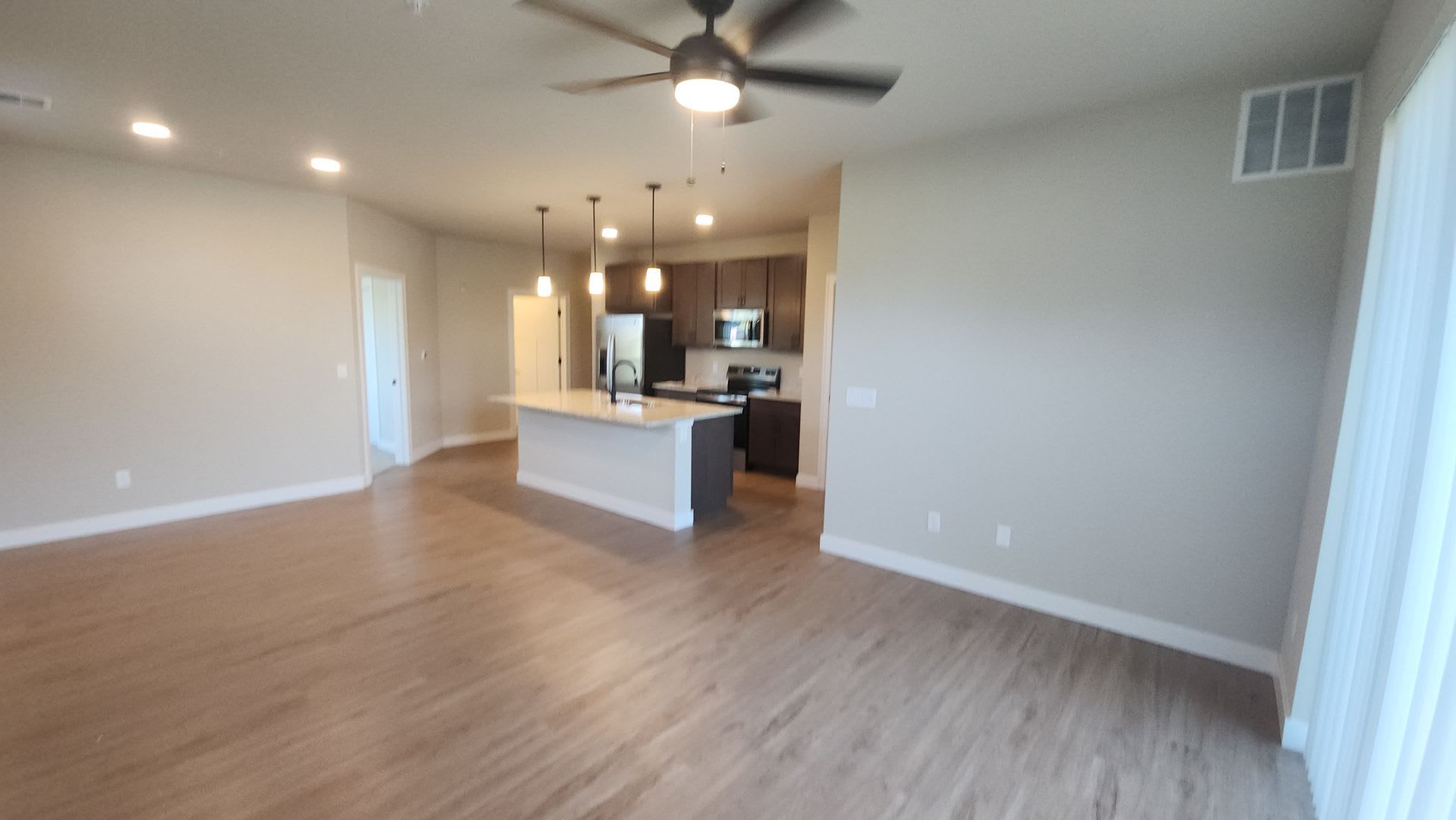 880 N Main – photo 5