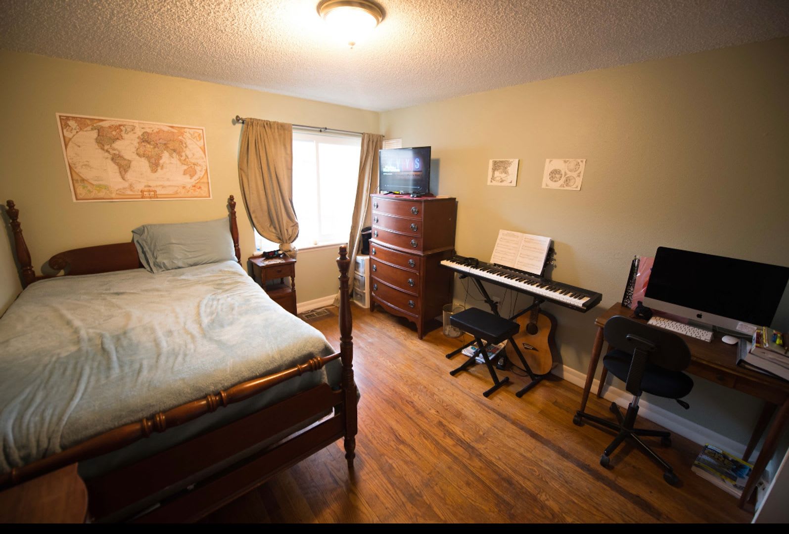 Charming Englewood Home – photo 2
