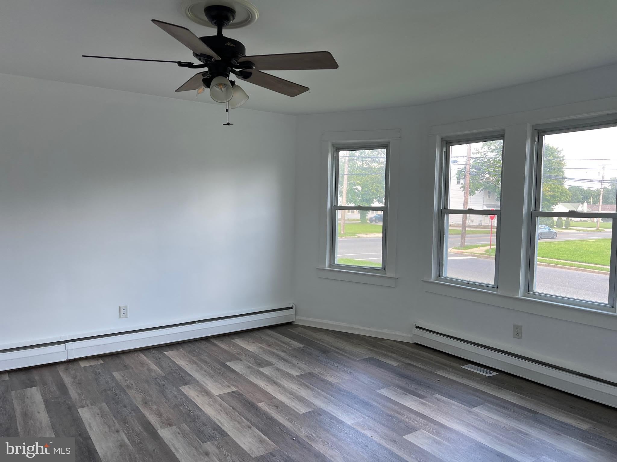 703 N MAIN Street – photo 2