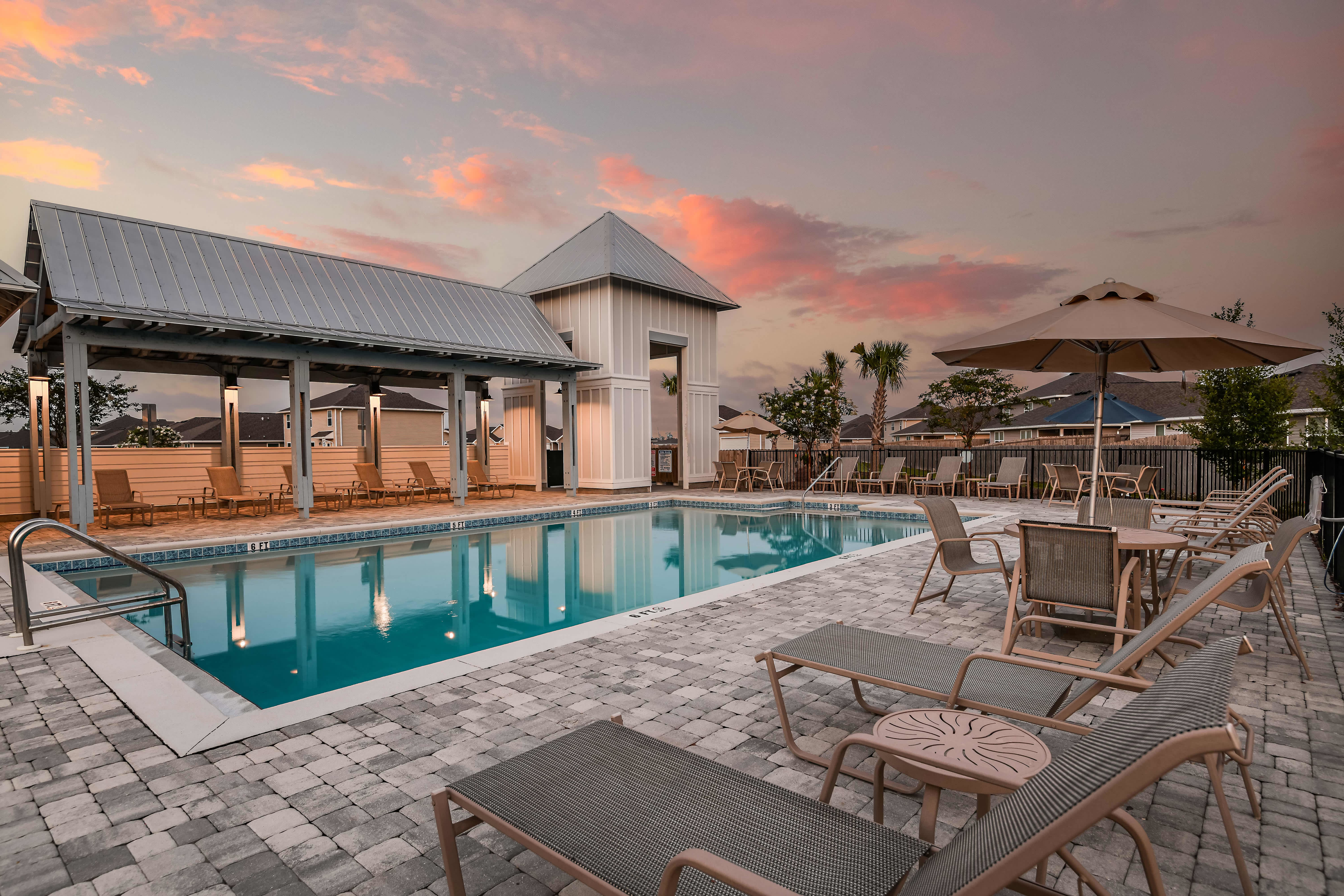 Sunset Village – photo 2