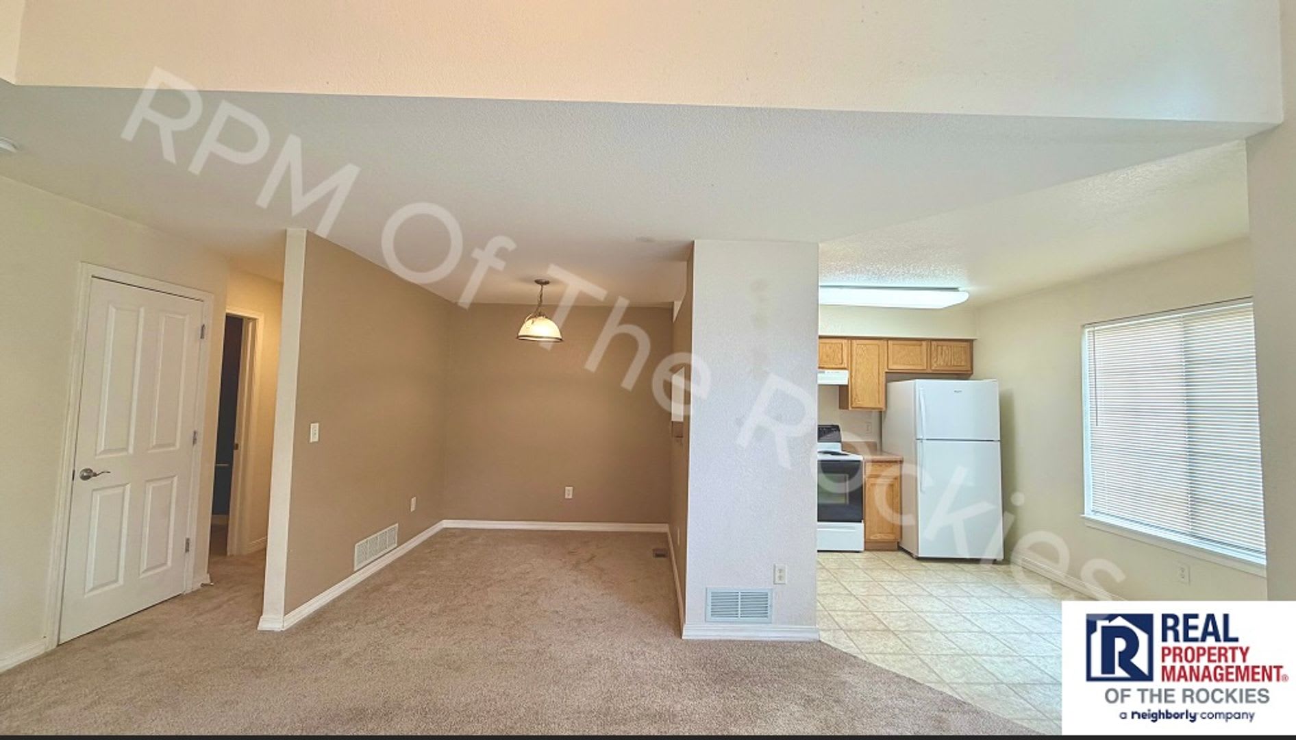 Charming Fort Collins Townhome with Private Patio, Vaulted Ceilings & Prime Location! – photo 2