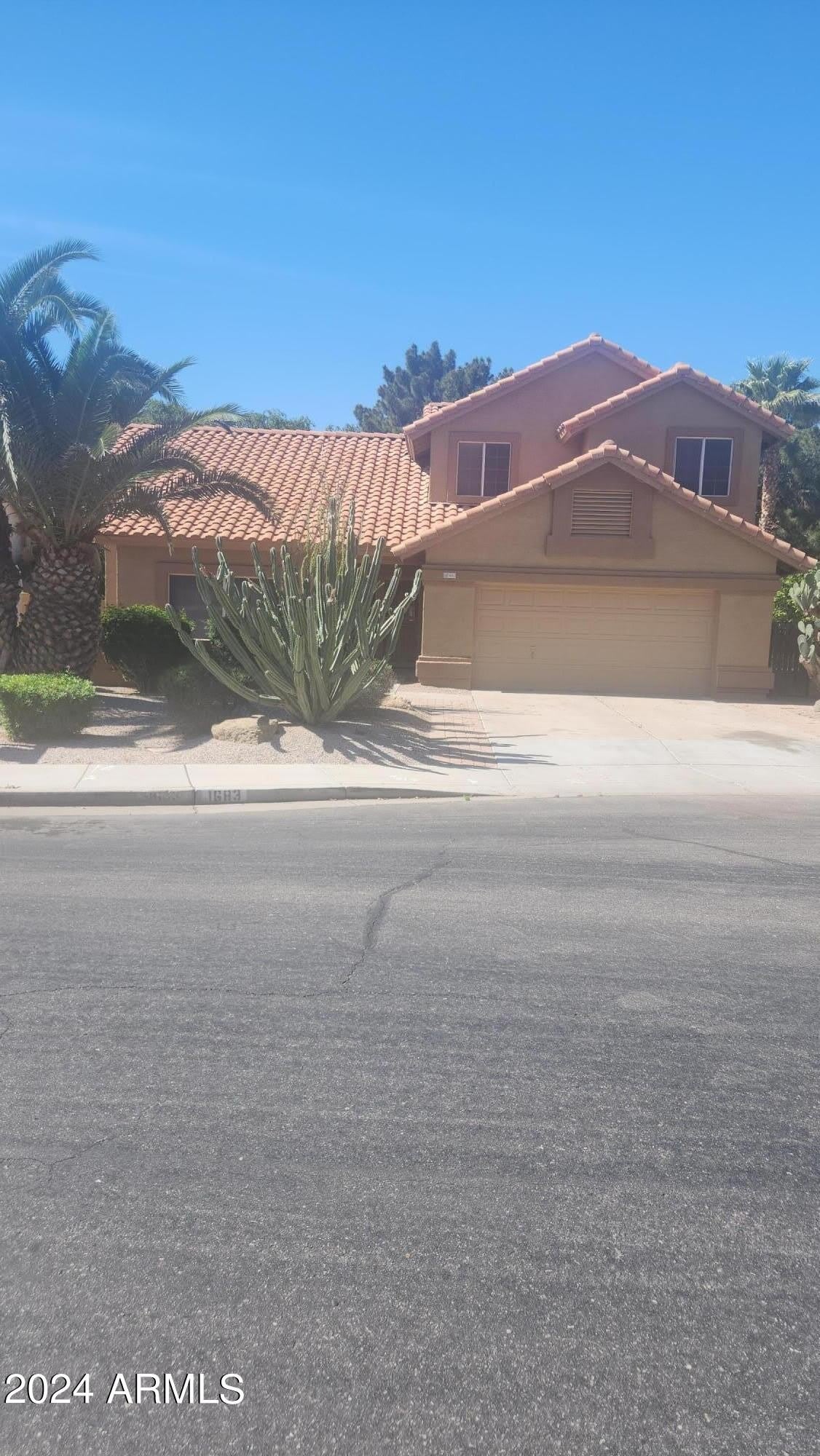 1683 W Carla Vista Drive – photo 1