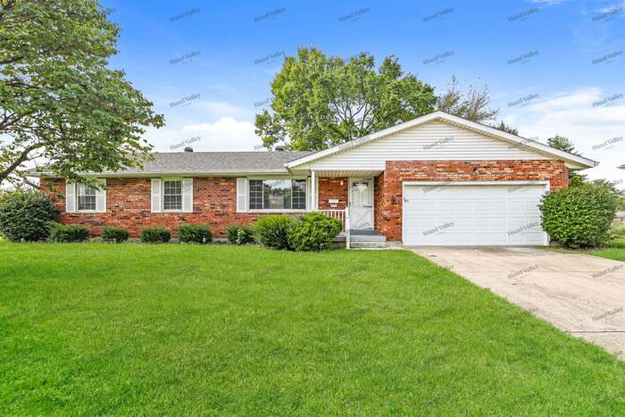 371 Fenwick Drive – photo 1