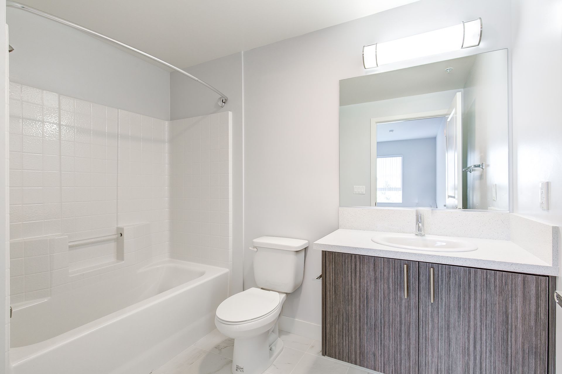 MODERNO North Hollywood – photo 4