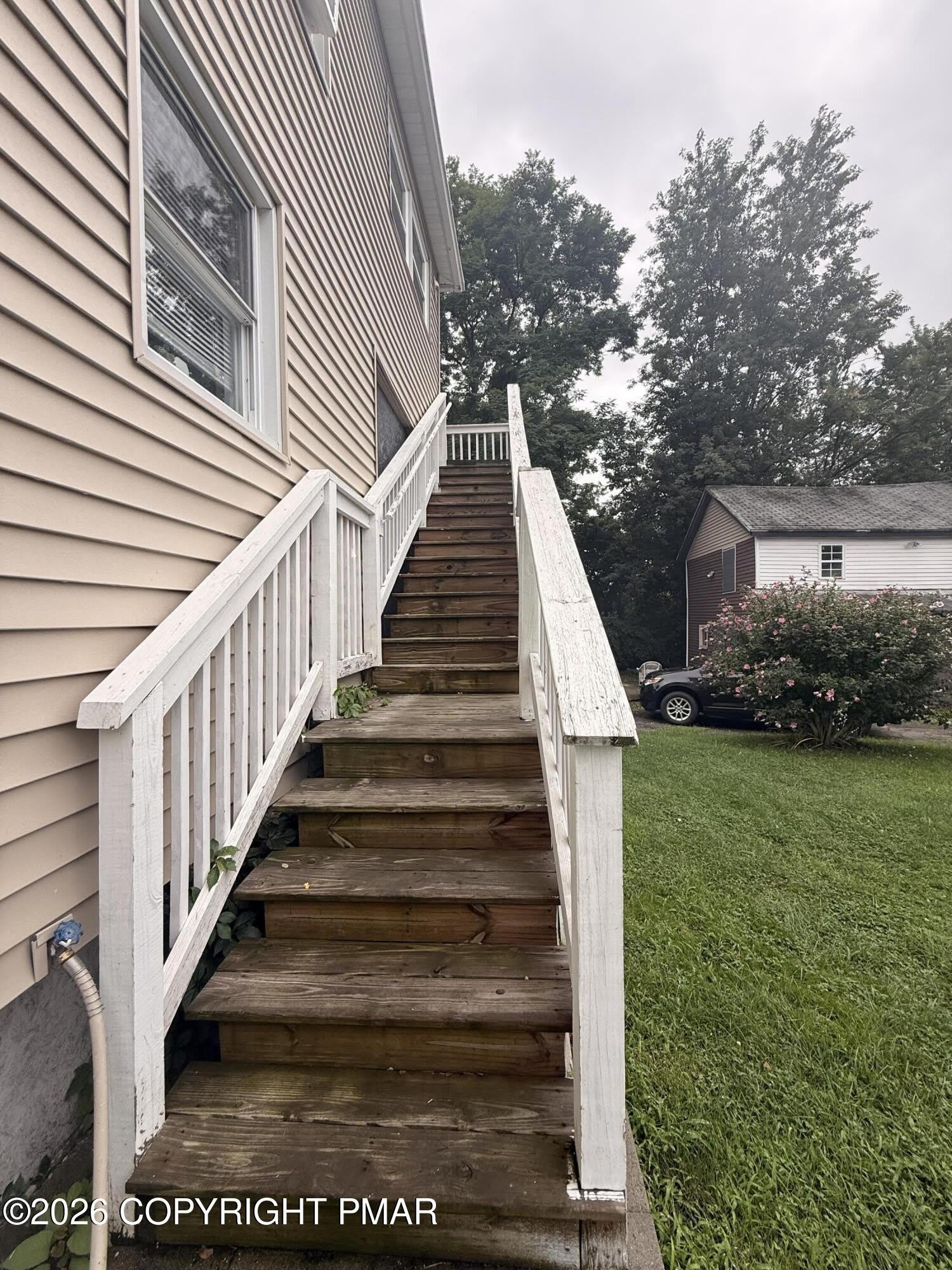 2090 N Main Avenue – photo 3