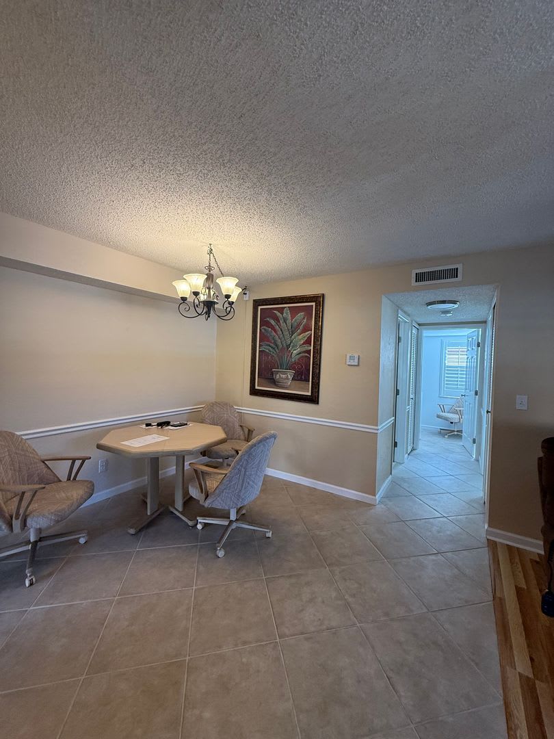 1 bed 1 bath FURNISHED unit in Whiskey Creek – photo 3