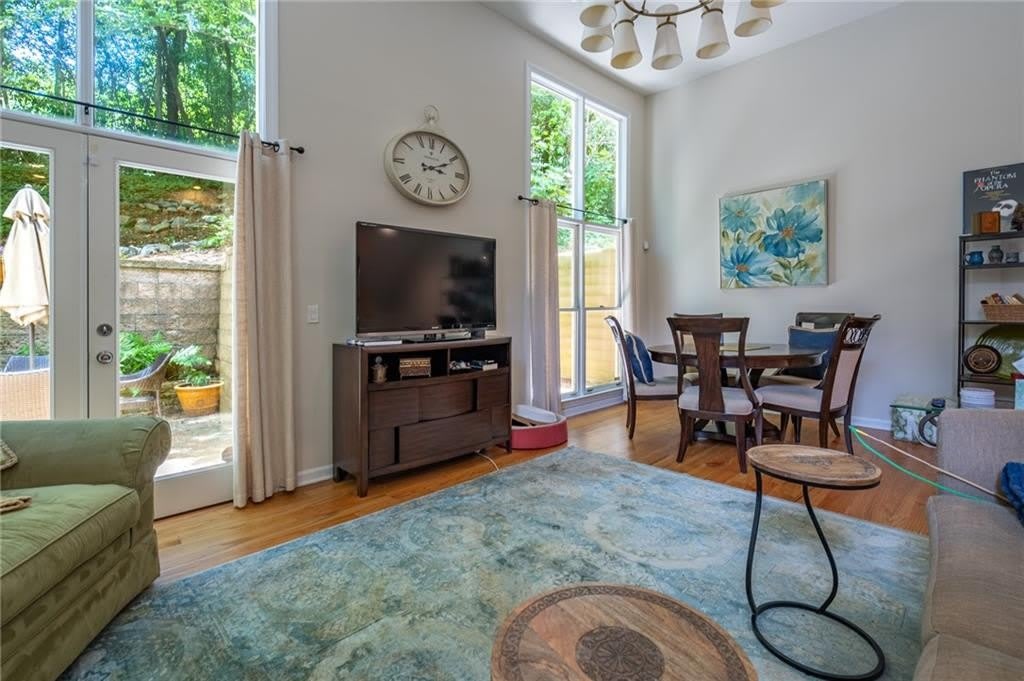 1421 Hillpine Lane NE – photo 5