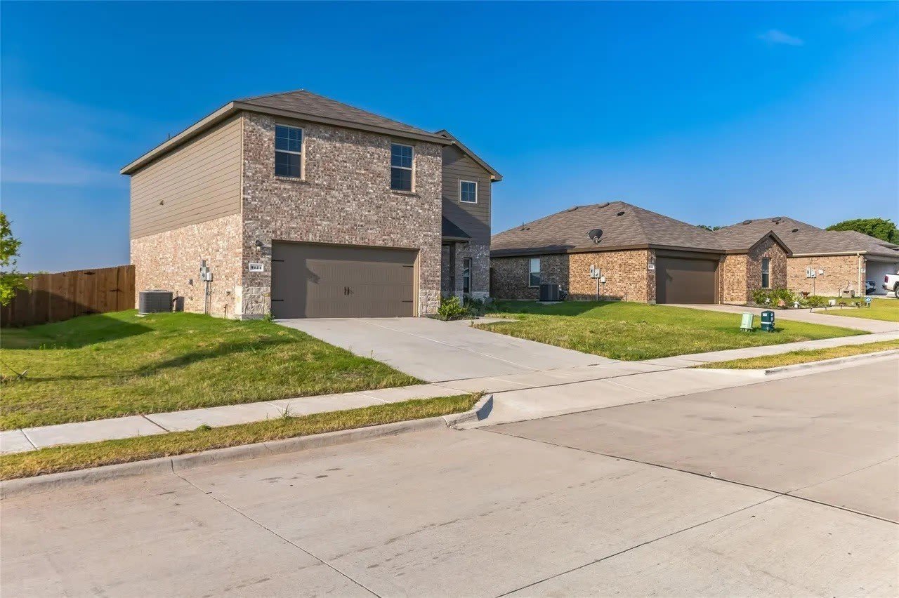 3124 Sweetwater Way – photo 2