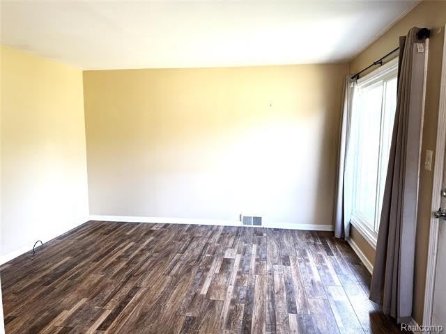 1839 Ackley Avenue – photo 5