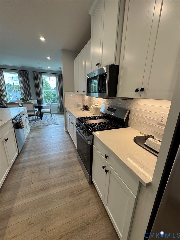 8001 Lake Laurel Ln – photo 5