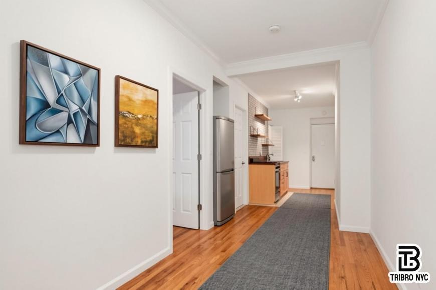177 Thompson St – photo 3