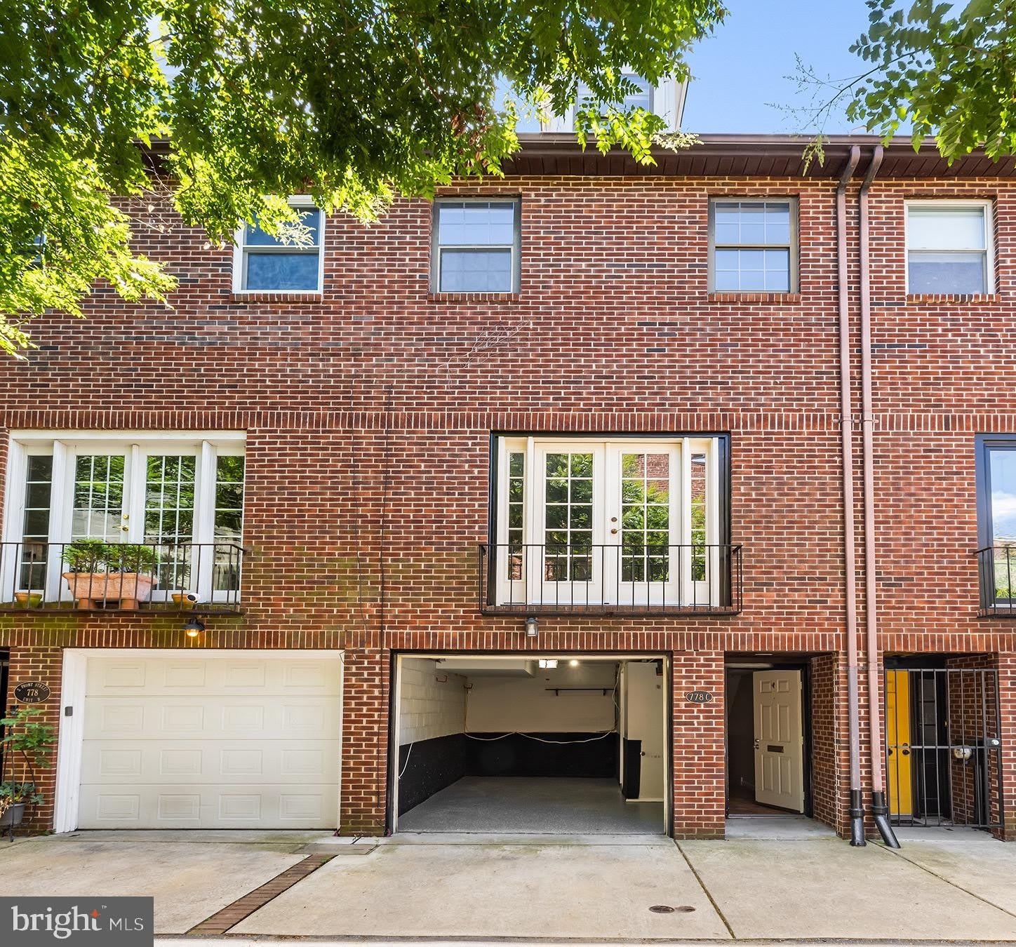 778 S Front Street – photo 1