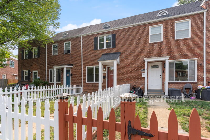 3727 Mark Drive – photo 3