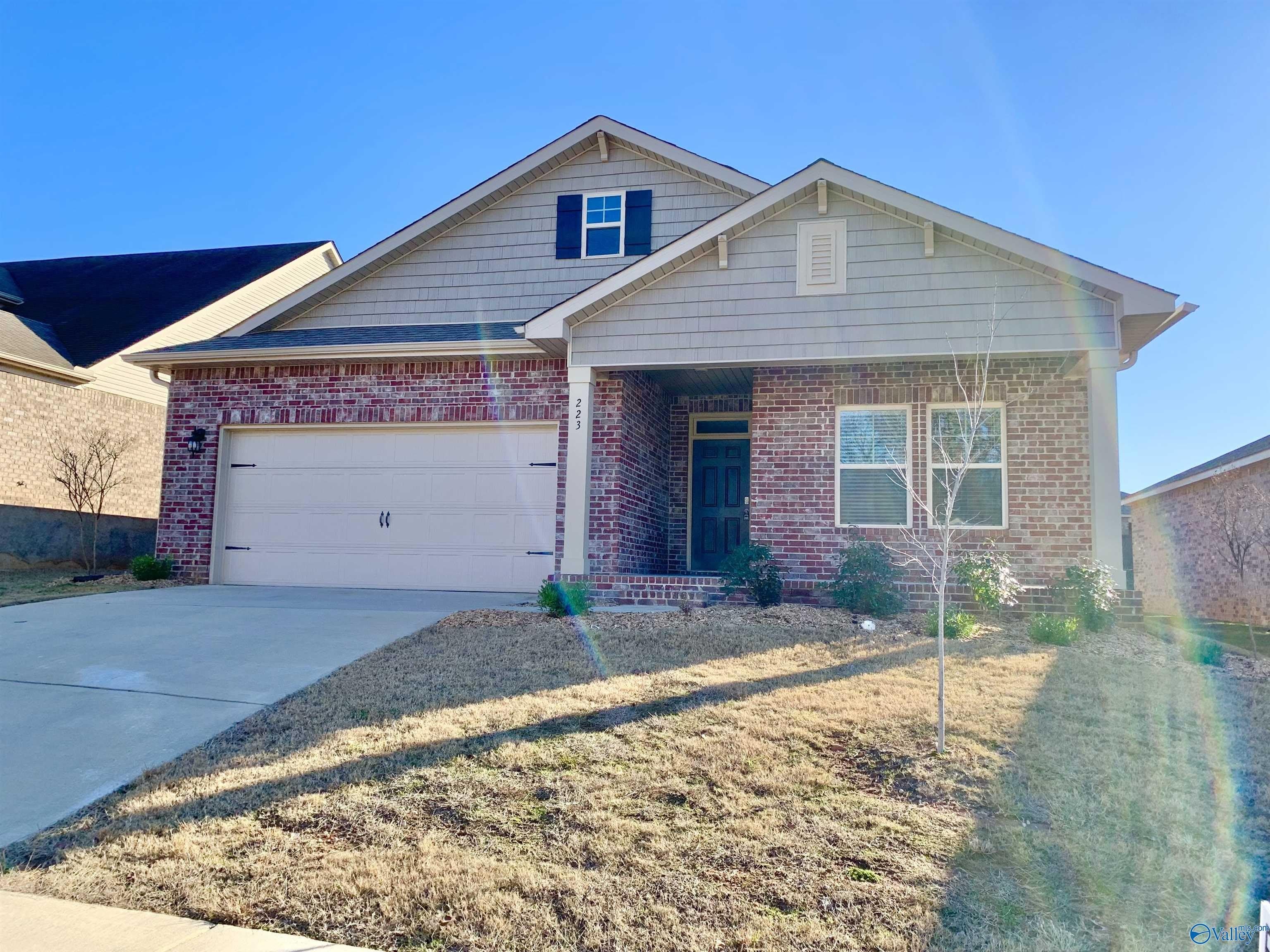 223 Ivyleaf Drive – photo 1