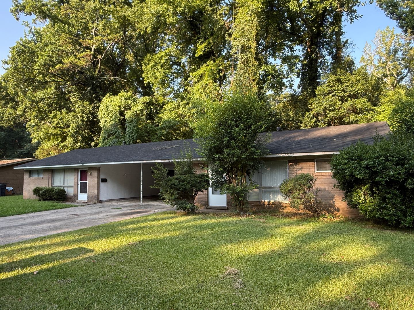 544 Blendwood Drive – photo 1