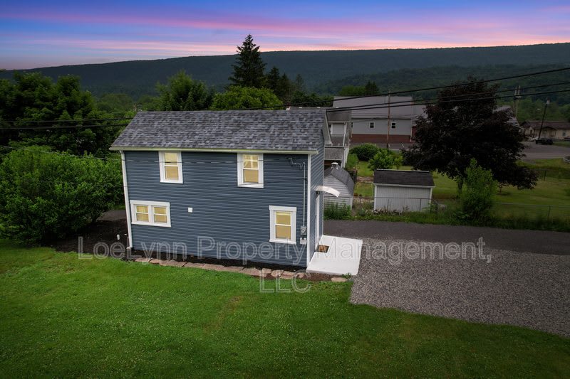 14210 Temple St – photo 3