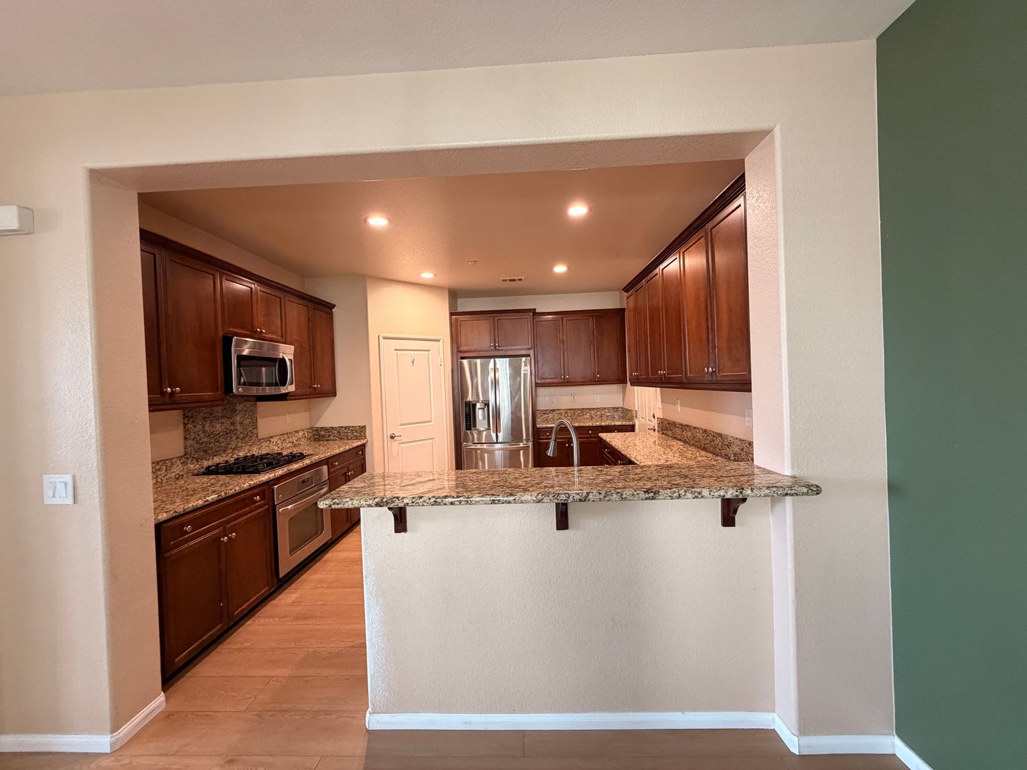 FOR RENT – 1729 Cripple Creek Dr #4, Chula Vista, CA 91915 – photo 4