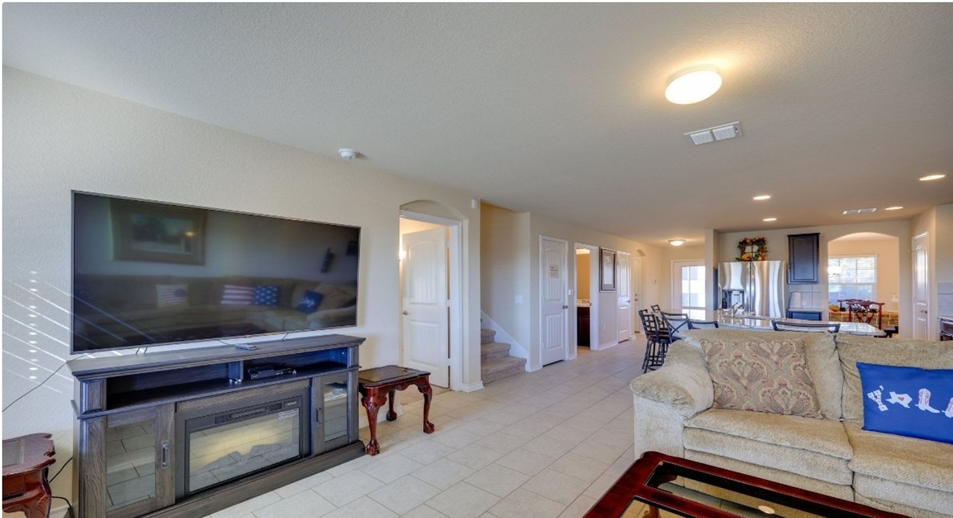 5 Bedroom Single Family Home In San Antonio – photo 1