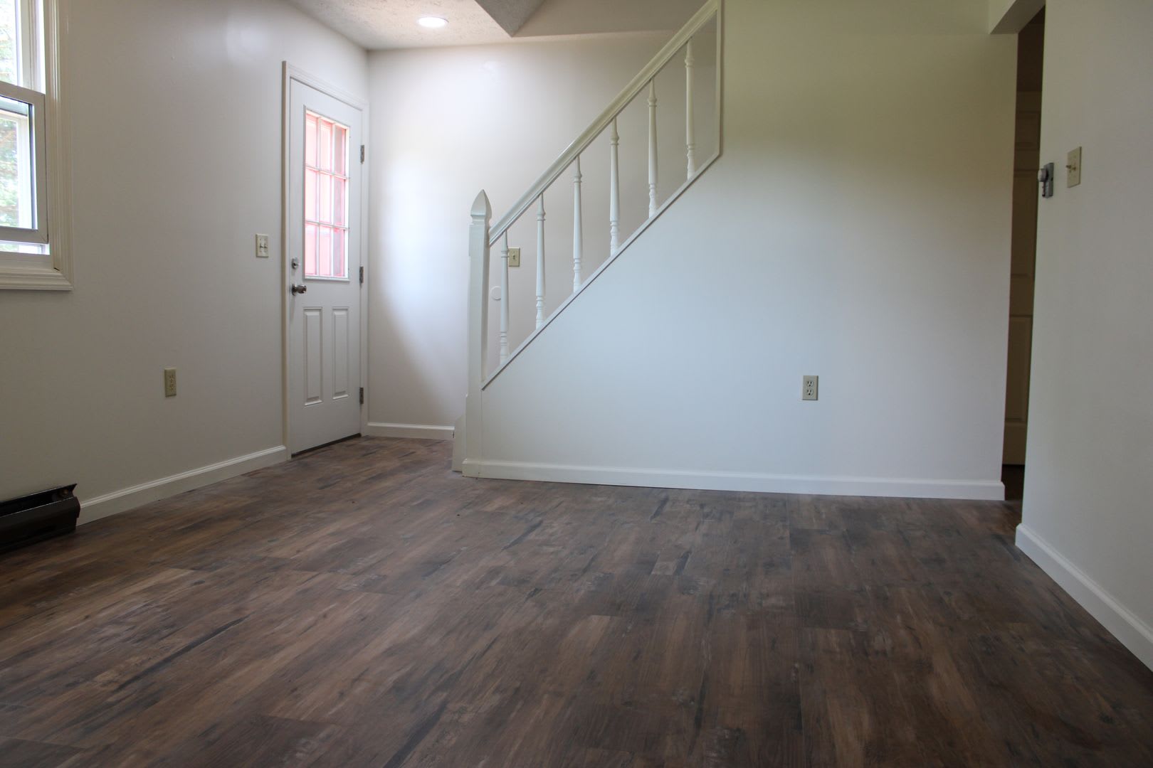 Spacious Two Bedroom Apartment – photo 4