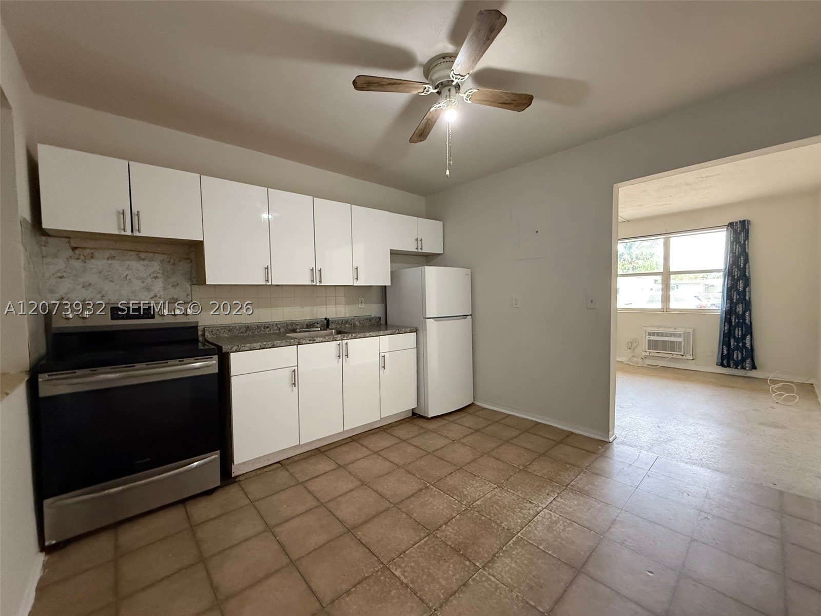900 SW 5th St – photo 1