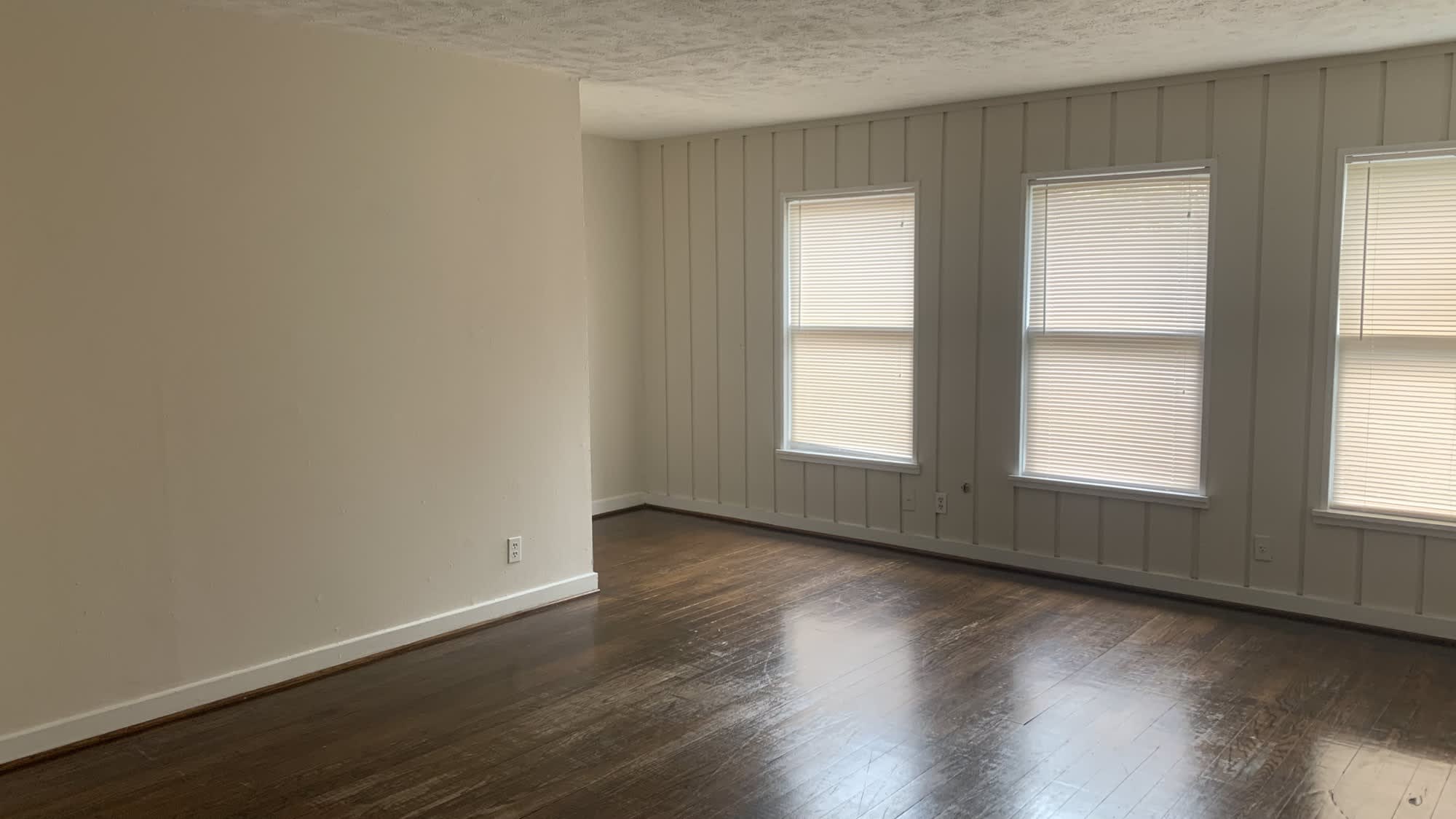 4420 Roseland Street – photo 4