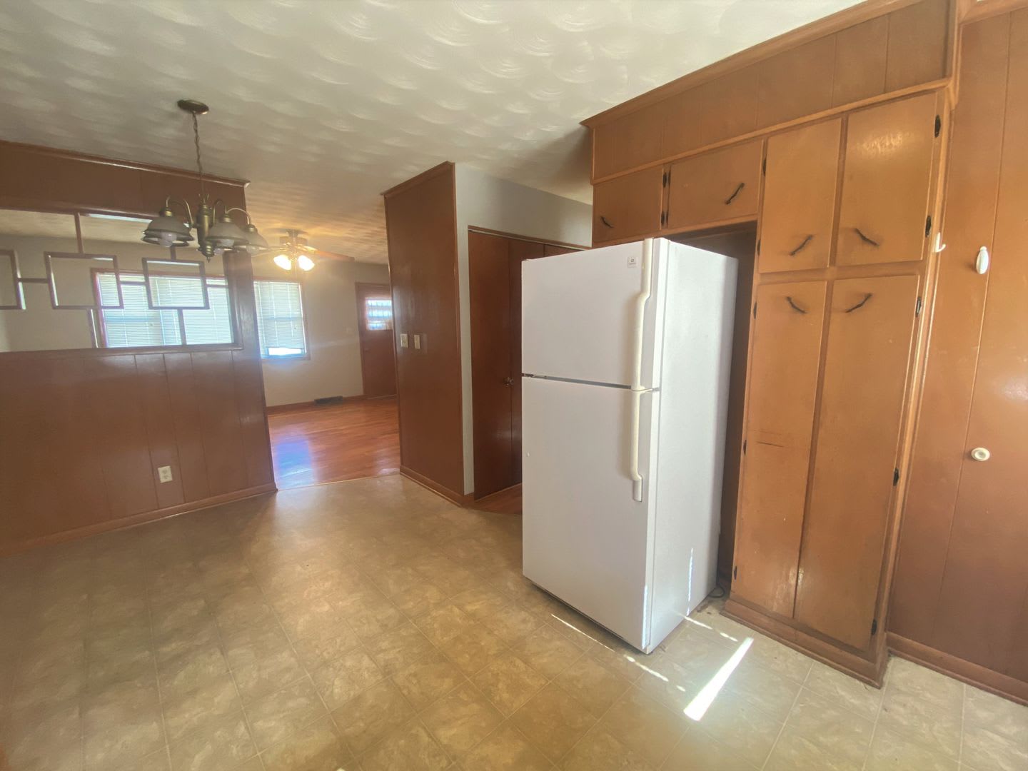 2-Bedroom Duplex in Springfield – photo 5