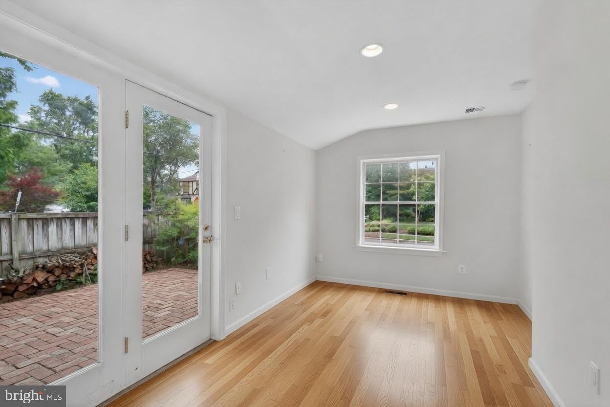 4325 47TH Street NW – photo 5