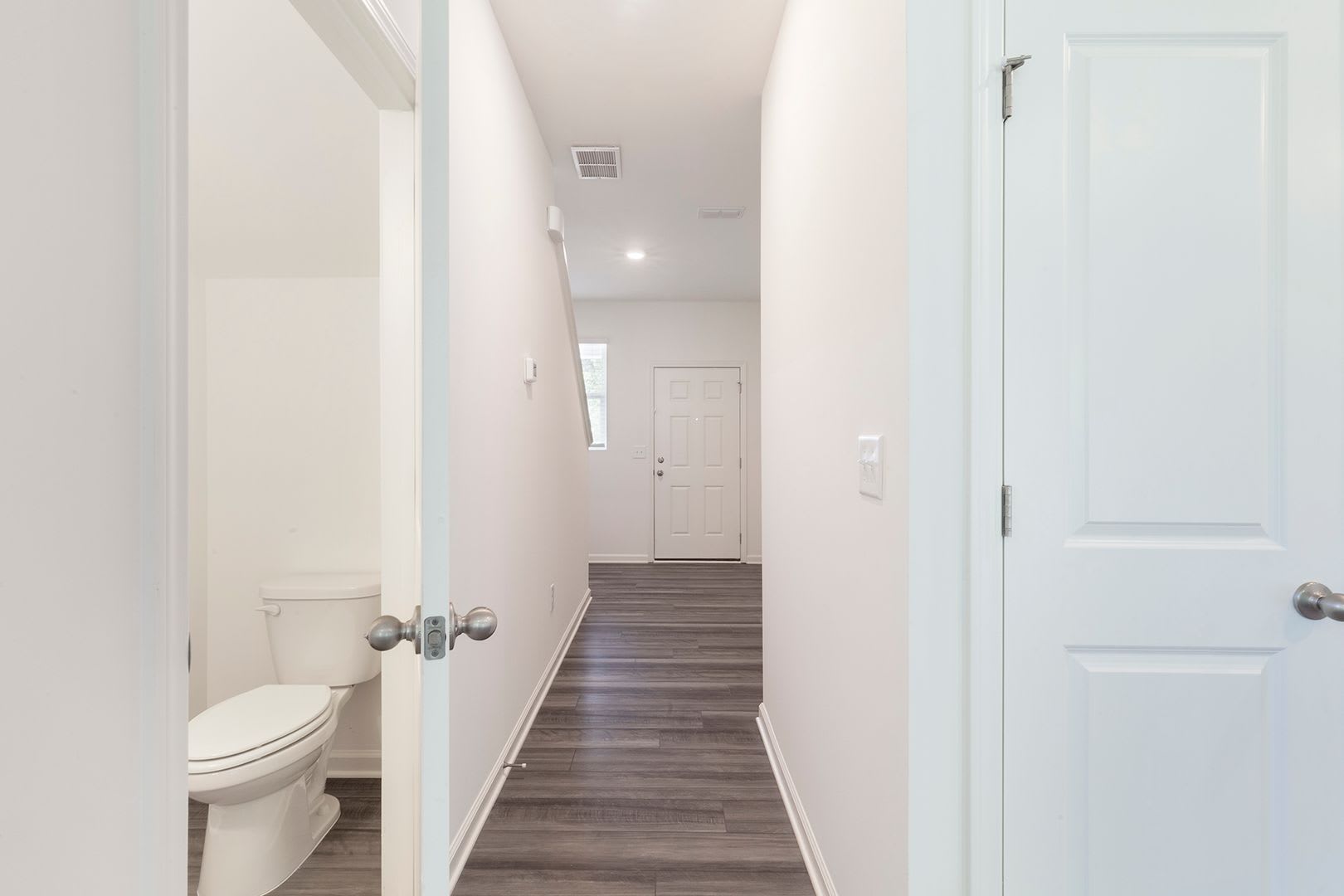 Newly Constructed 3 2 5 Townhome W Private Patio And Garage – photo 3
