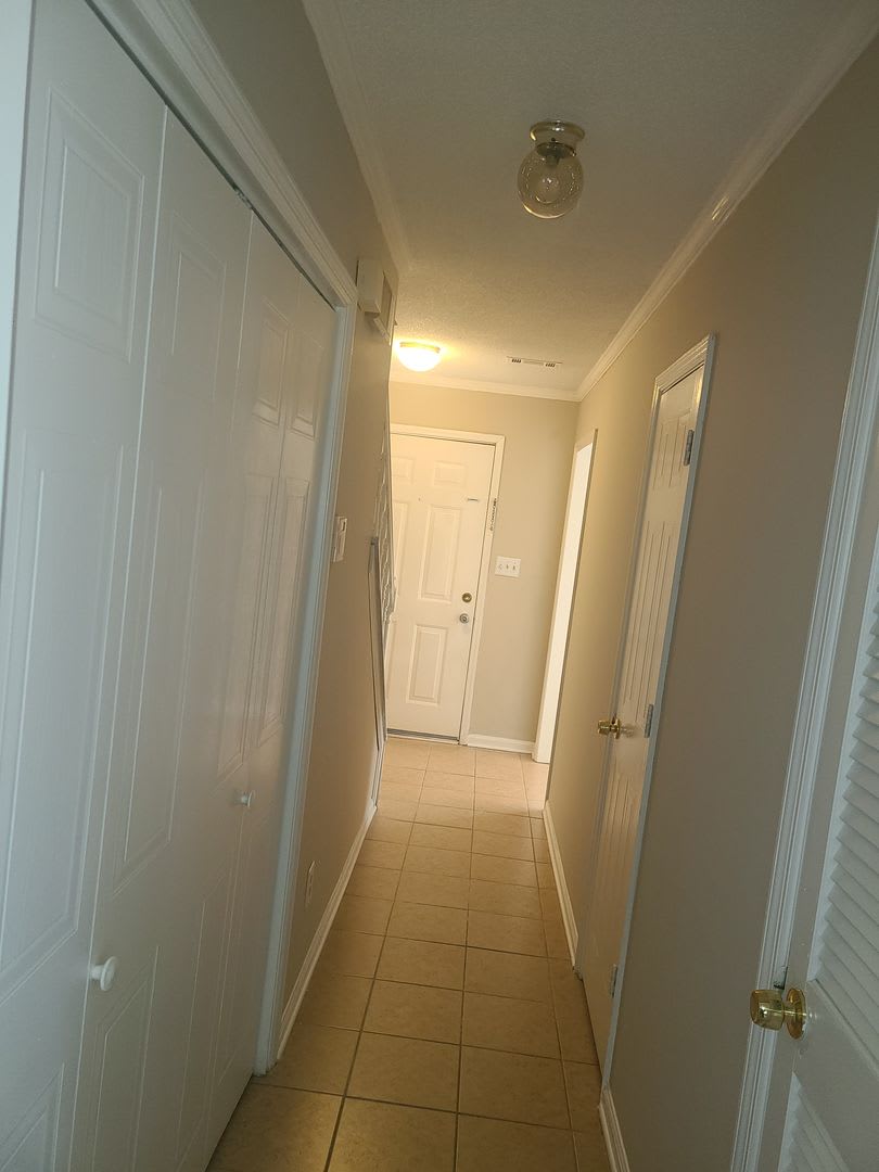 Welcome Home to Comfort and Convenience! – photo 2