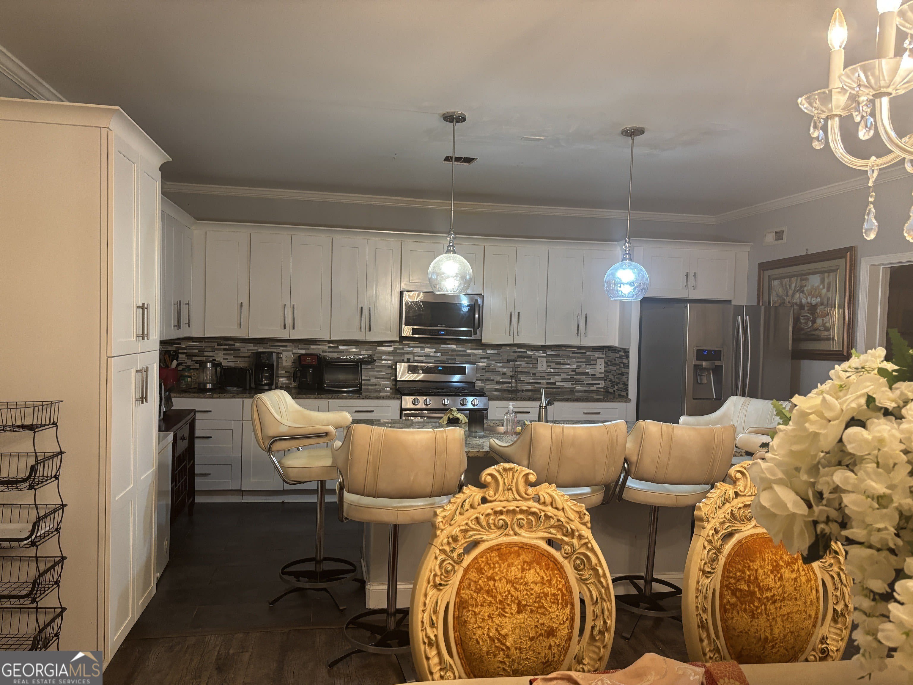 341 Warick Place – photo 5