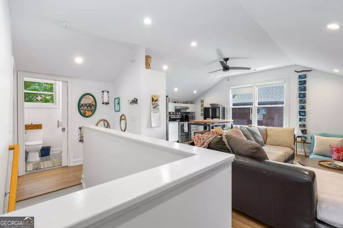 471 Page Avenue Northeast – photo 4