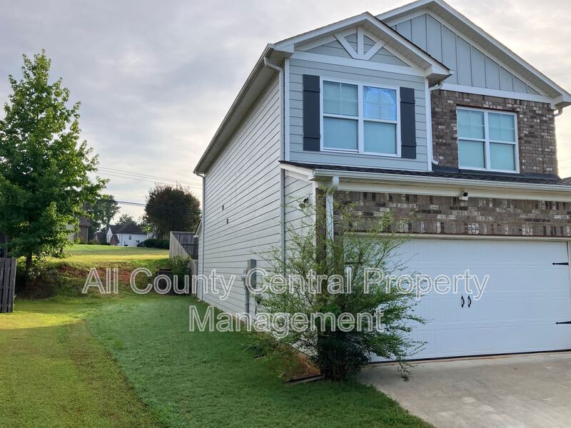 8209 Owen Park Dr – photo 2