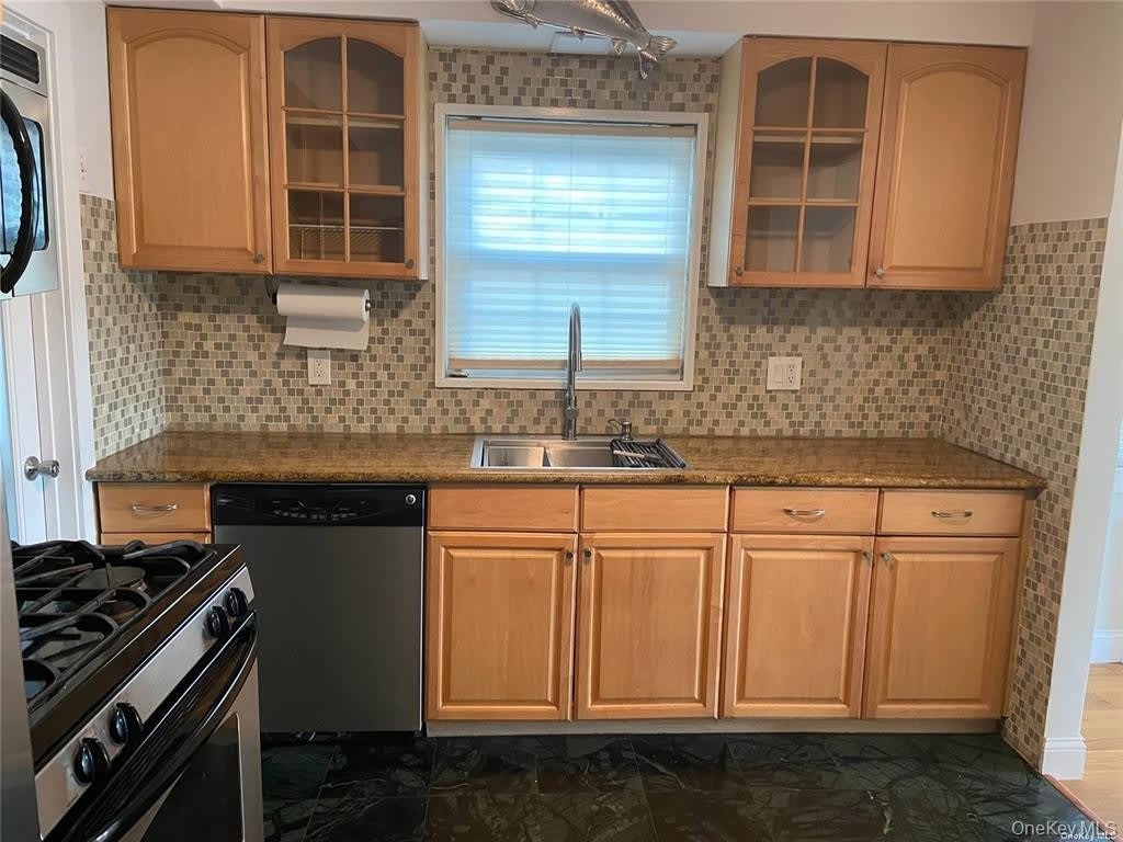 541 E Park Avenue – photo 3