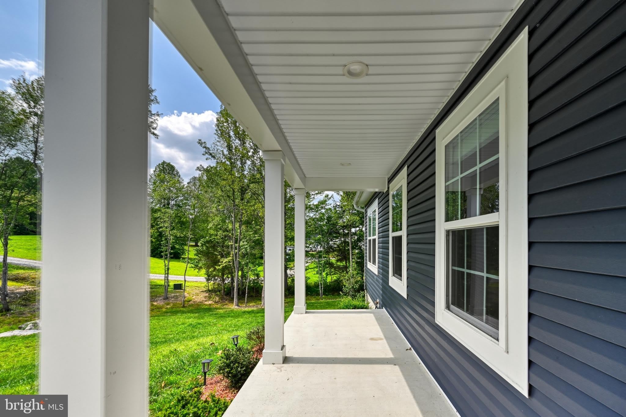 200 SECLUSION SHORES Drive – photo 4