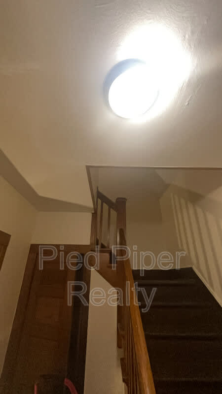1015 S Columbia Ave – photo 5