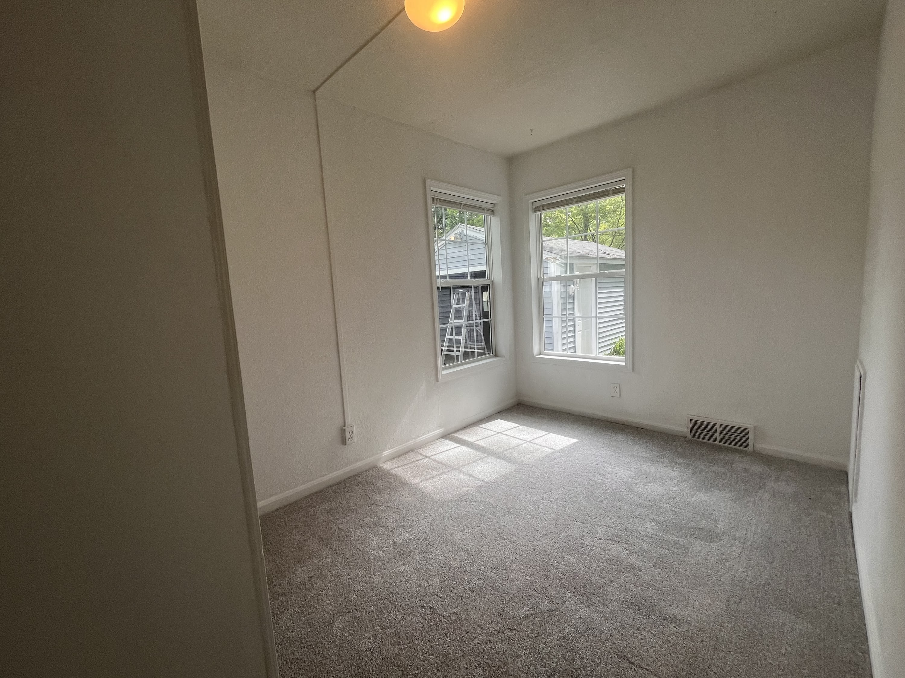 3403 Lowden Street – photo 5