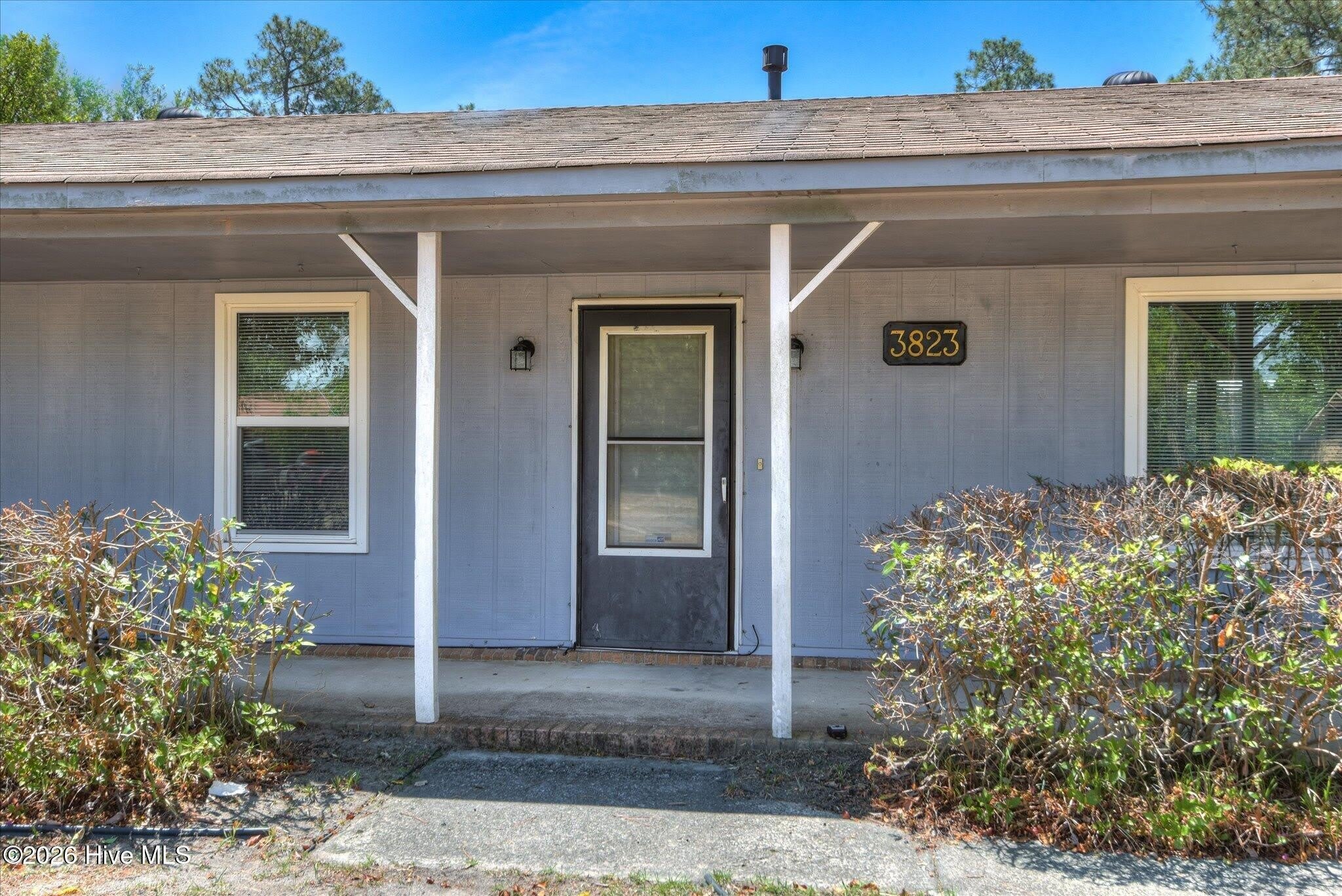 3823 Fairington Drive – photo 2