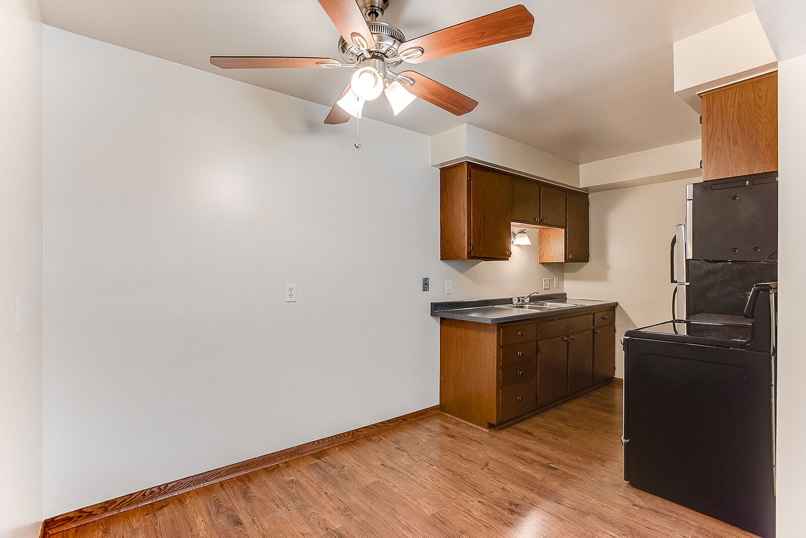 Rivercliff Apartments – photo 4