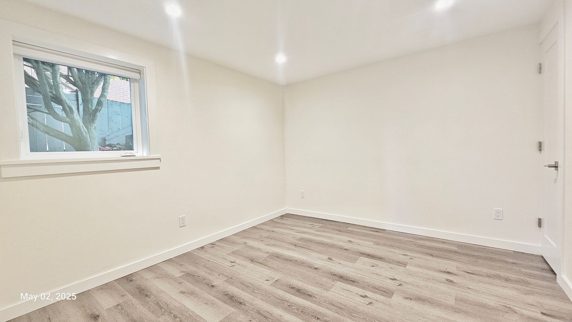 Modern 1 Bed, 1 Bath in Prime Roosevelt Location – photo 4