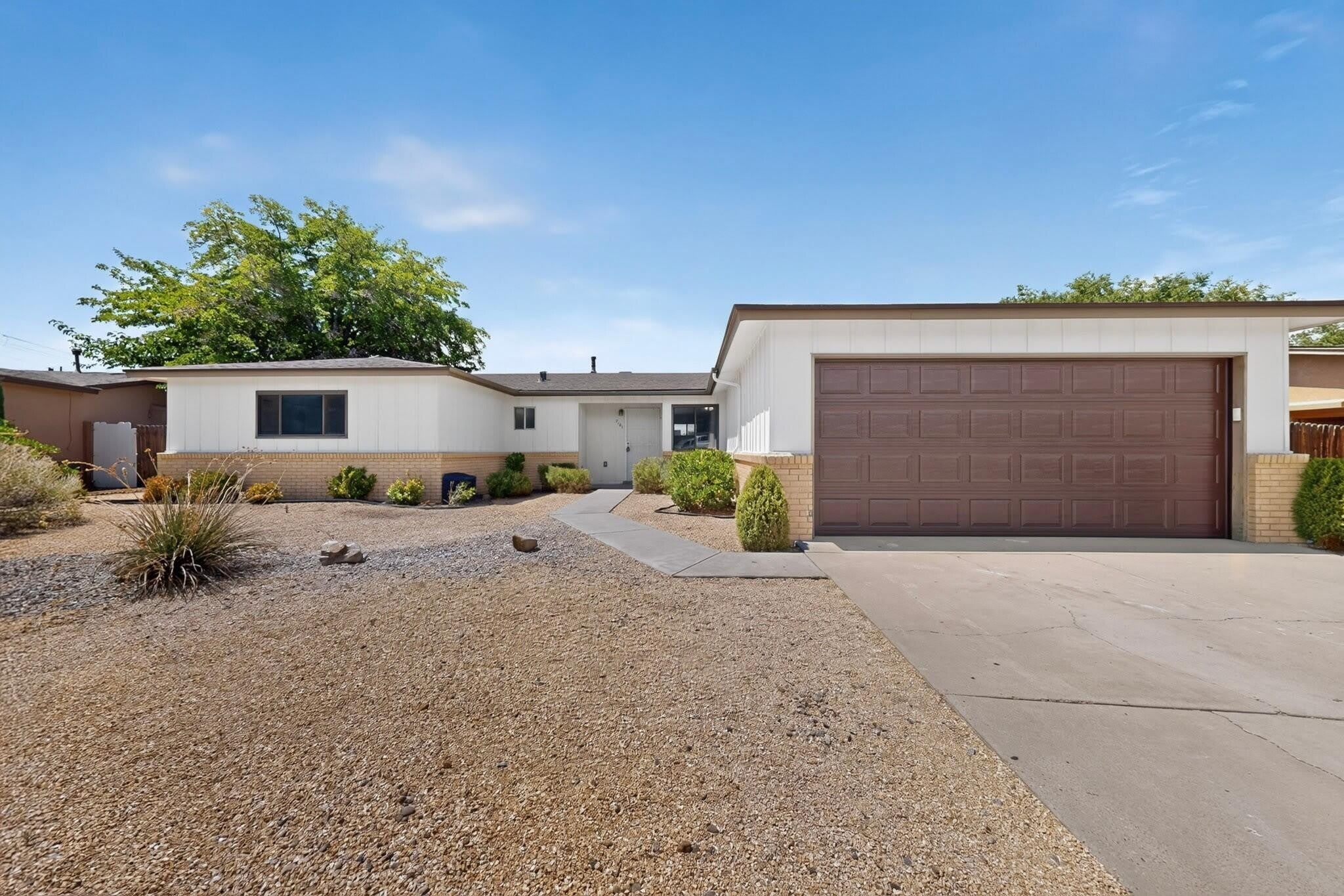 7101 Cindy Drive NE – photo 2