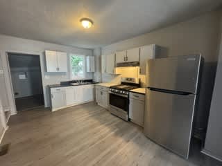 321 Walnut Street – photo 2