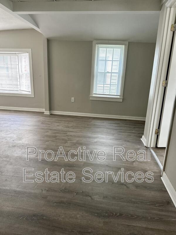 224 West Government Avenue – photo 4